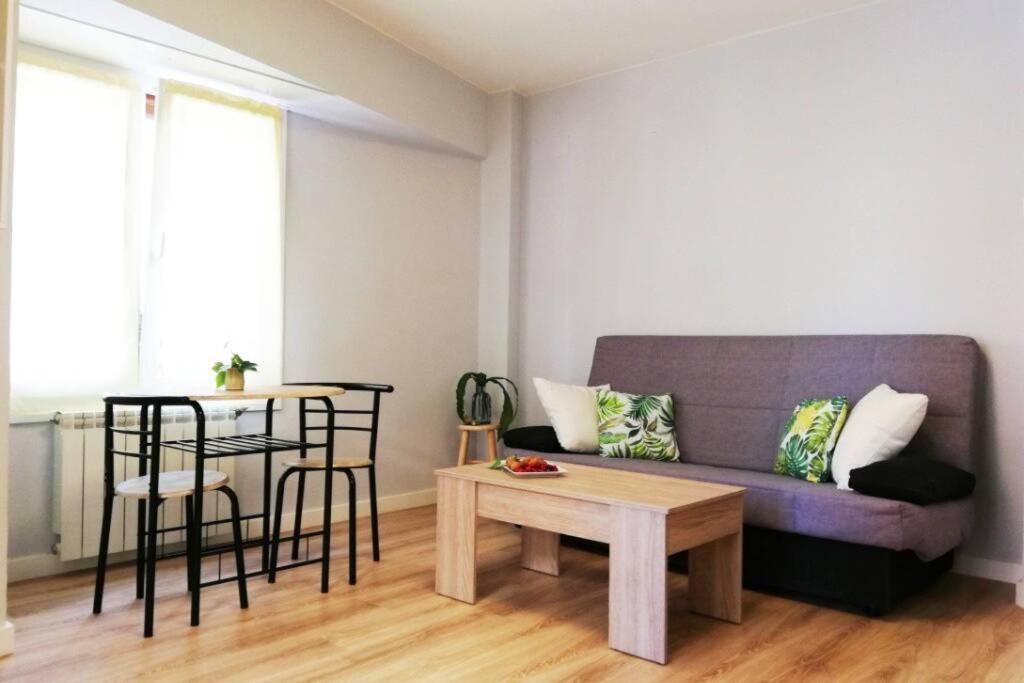 Appartement Cobexo. Moderno Y Luminoso En El Centro De Jaca Extérieur photo